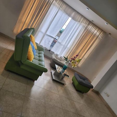 Fantastico Apto Completo En El Centro De Pereira Villa Luaran gambar